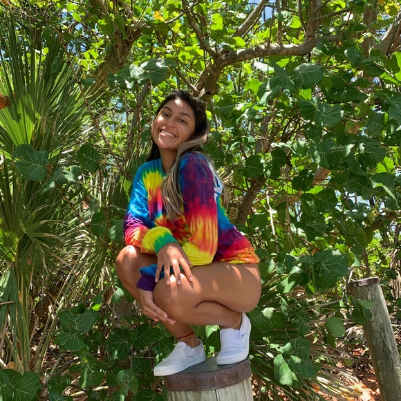 Profile Picture of Kassandra Mosquera (@kassymosquera) on Poshmark