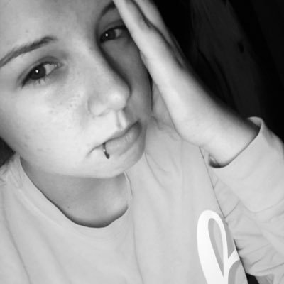 Profile Picture of Samantha Marciano (@sam2marciano) on Twitter