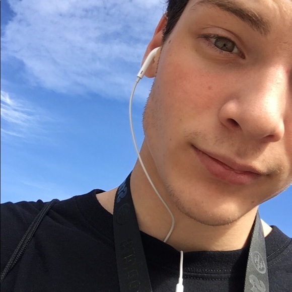 Profile Picture of Jaden Sturm (@jstorm99) on Poshmark