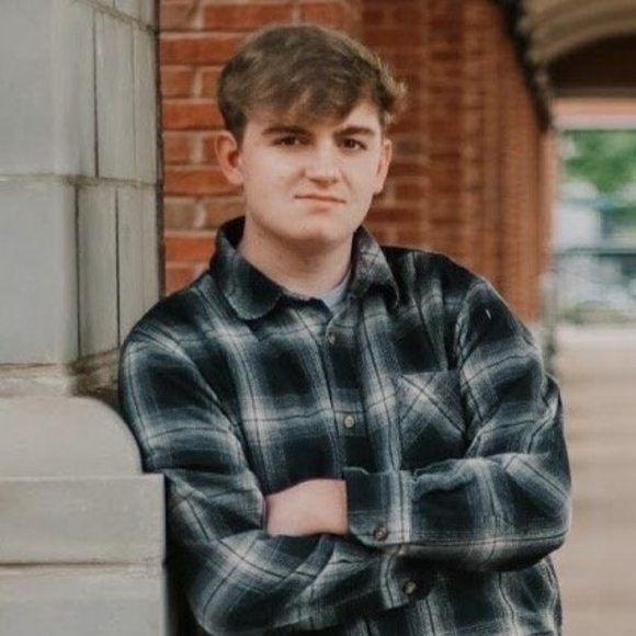 Profile Picture of Clayton Casey (@claytoncasey) on Poshmark