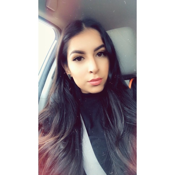 Profile Picture of Ana Jaimes (@ana_jaimesp) on Poshmark