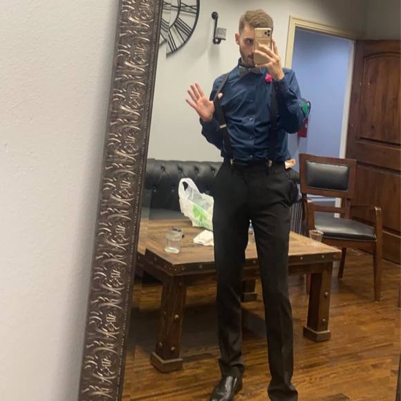 Profile Picture of Matthew Yeary (@matthewyeary) on Poshmark