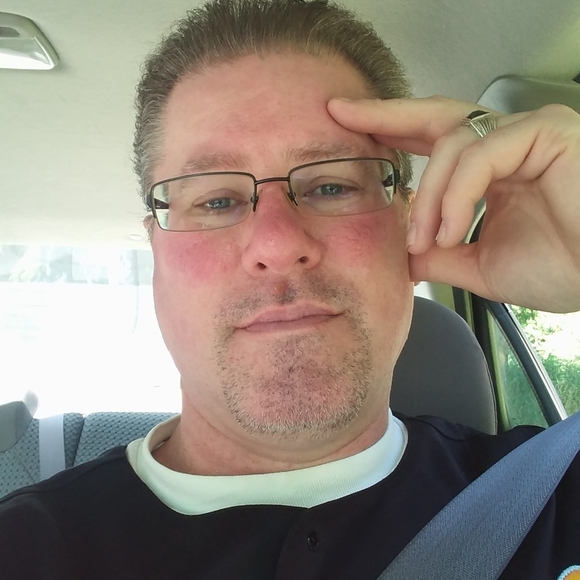 Ken Hughes - Poshmark Profile Picture of Ken Hughes (@kenhughes659) on Poshmark
