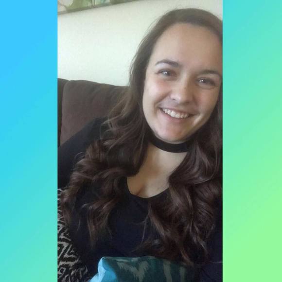 Profile Picture of Jocelyn Sukup (@jsukup15) on Poshmark