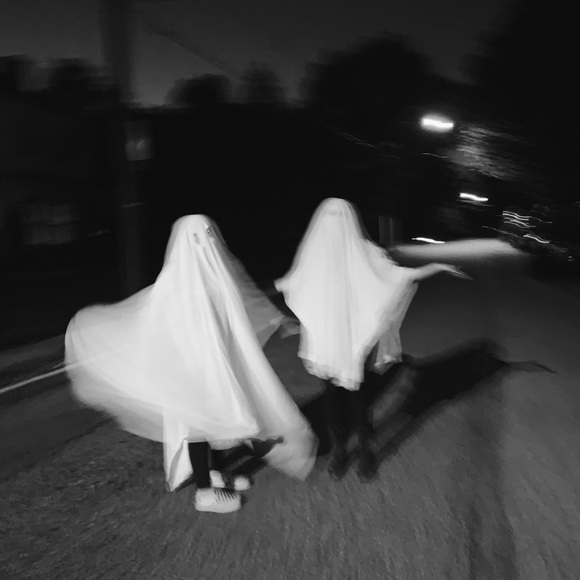 Profile Picture of Ava Facciolo (@avafacciolo) on Poshmark