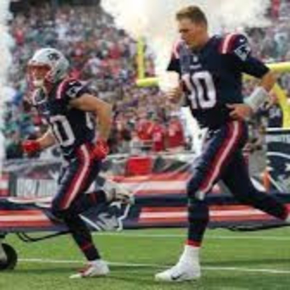 Profile Picture of Cullan Geel (@geelcullan) on Poshmark