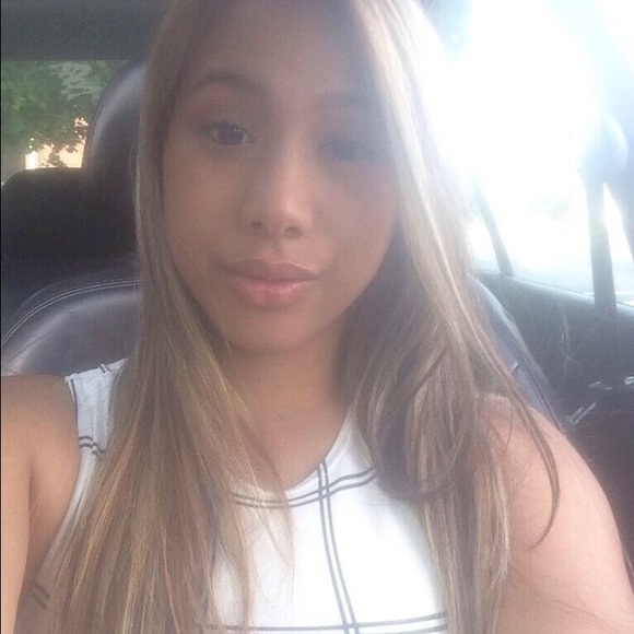 Profile Picture of Jenyo Proeung (@jenyo) on Poshmark