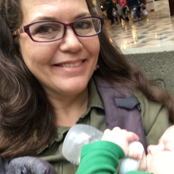 Profile Picture of Jean Bruttell (@jbruttell) on Poshmark