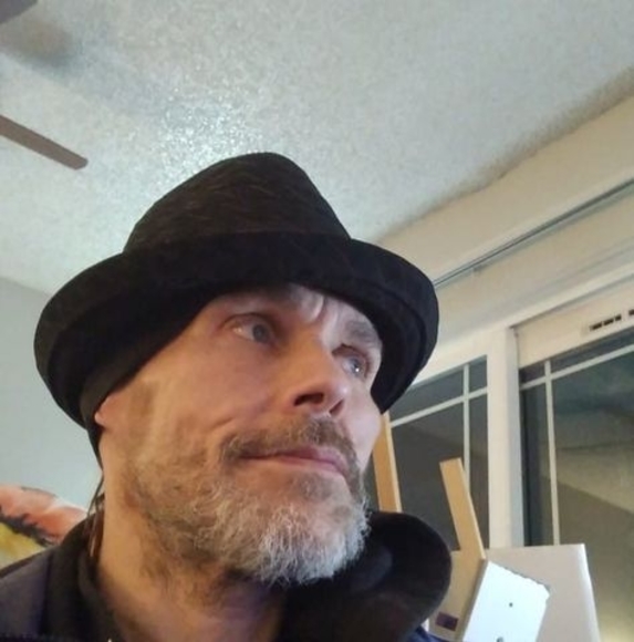 Profile Picture of Chris Coulter jr. (@coulter1309) on Poshmark