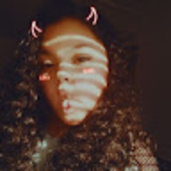 Profile Picture of Tatiana Alvarez (@alvareznino2020) on Poshmark