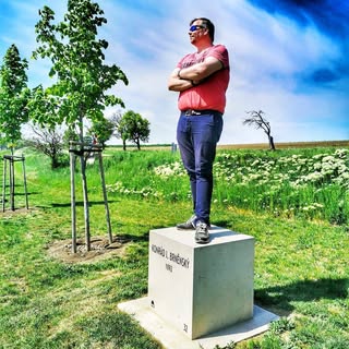 Profile Picture of Richard Oliva (@richard_oliver) on Instagram