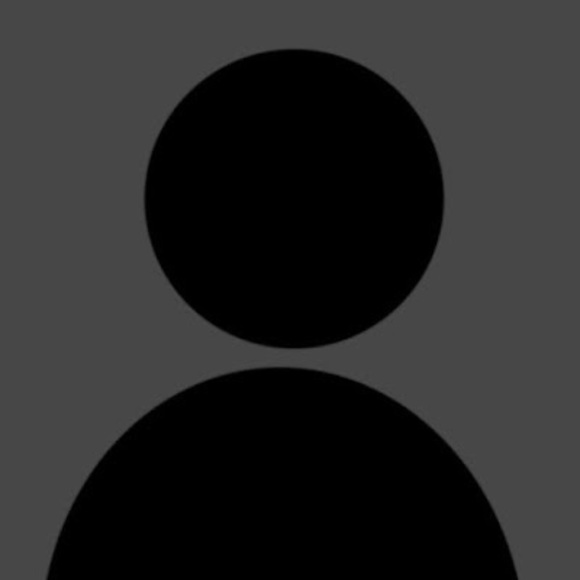 Dahmad - Poshmark Profile Picture of Dahmad (@dahmad141) on Poshmark