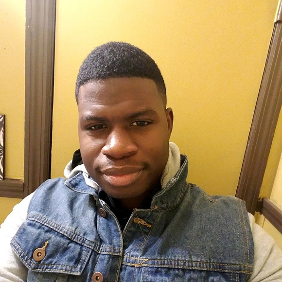 Profile Picture of Brian Shanklin (@roc1991) on Poshmark