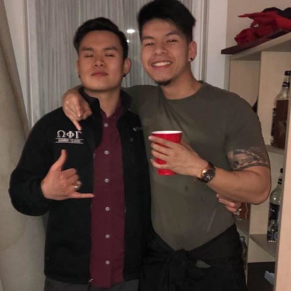 Profile Picture of Timmy Nguyen (@heyimasiaaan) on Poshmark