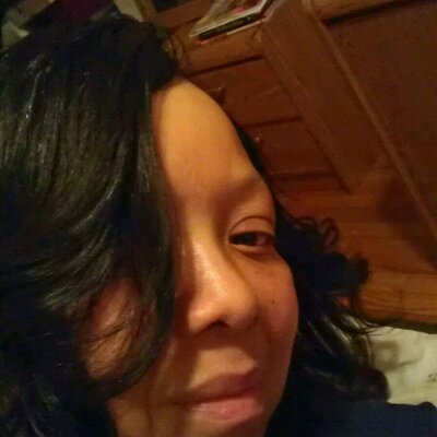 Profile Picture of Ellen Badger (@ebadger777) on Twitter