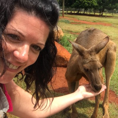 Profile Picture of Tori Abbott (@jigglypuffs) on Twitter