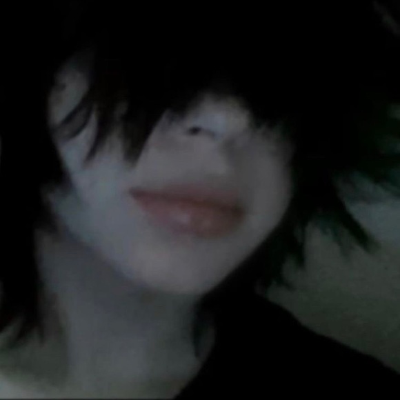 Profile Picture of Milo Jones (@milo_jones) on Poshmark