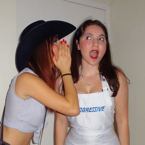 Julia - Tiktok Profile Picture of Julia (@juliaweisman) on Tiktok