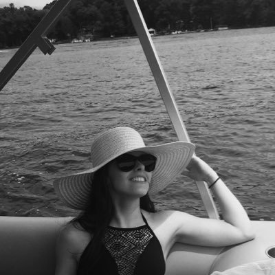 Profile Picture of Casey Toomey (@TURNuptheTOOMS) on Twitter