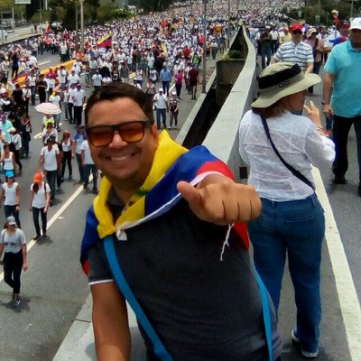 Profile Picture of Daniel Yepez (@yepezdaniel) on Twitter