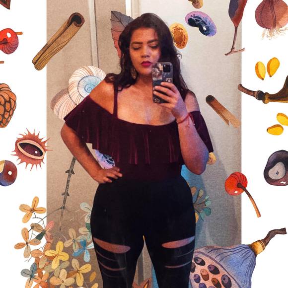 Profile Picture of Melissa Hirigoyen (@dollofmalice) on Poshmark