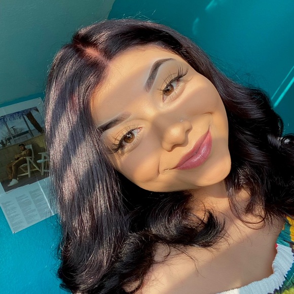 Profile Picture of Sandra Melchor (@sandramelchor) on Poshmark