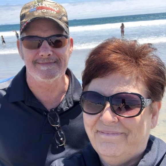 Profile Picture of Tamara Hickman (@tamarahickma926) on Poshmark