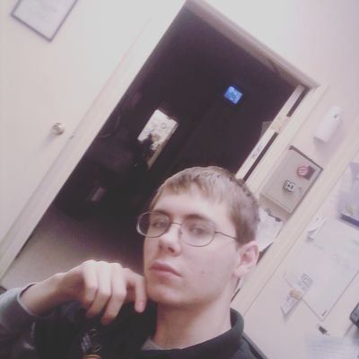 Profile Picture of _King_of_the_leos (@gage_ander) on Twitter