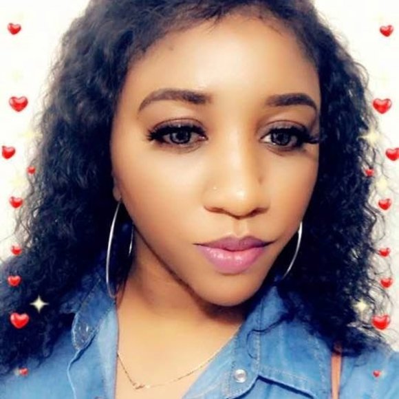 Profile Picture of Jeneva Brown (@jeneva260) on Poshmark