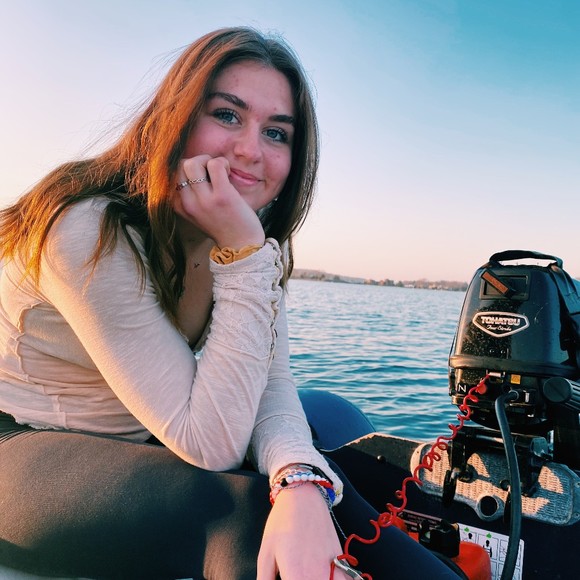 Profile Picture of Lily Fleming (@lilyafleming) on Poshmark
