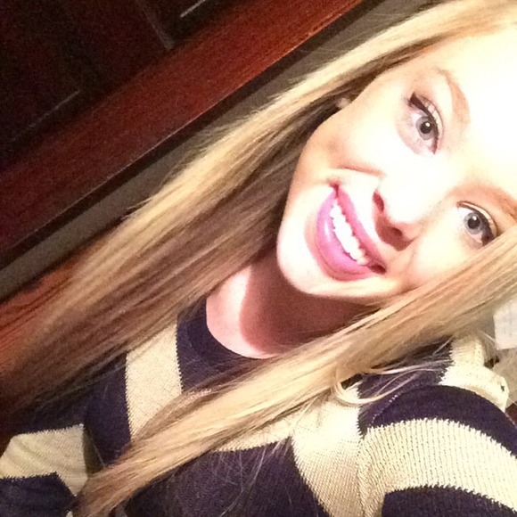 Profile Picture of Quin Ferrier (@quinferrier) on Poshmark