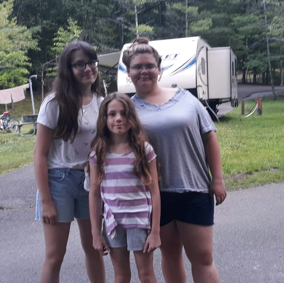 Profile Picture of Lily Jollie (@jollielily) on Poshmark