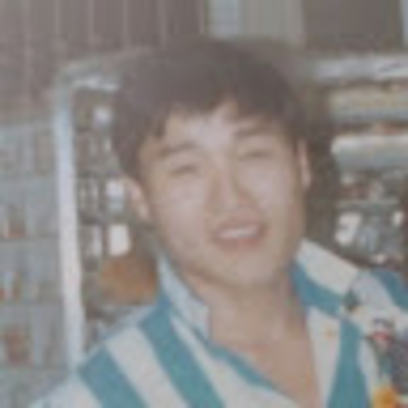 Profile Picture of Steve Kang (@stevekang1966) on Poshmark
