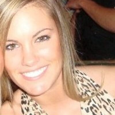 Profile Picture of Elizabeth McTaggart (@LizabethAnne1) on Twitter