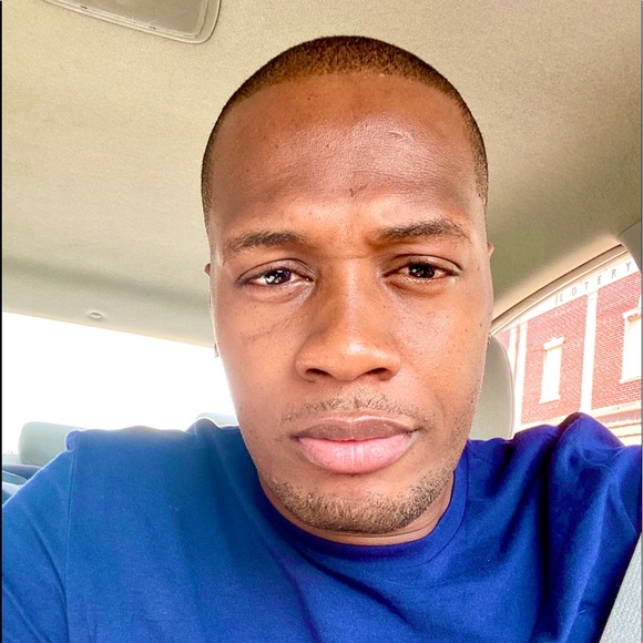 Profile Picture of Charleson Pierre (@charlesonpierre) on Poshmark