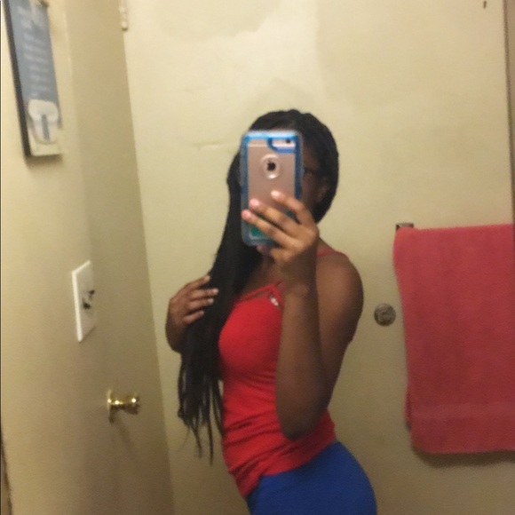 Profile Picture of Dayuana Broggins (@dayuana123) on Poshmark