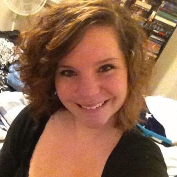 Profile Picture of Nicole Kilmer (@nwasylewski) on Poshmark