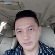 Profile Picture of Vince Owen (@owen_then) on Twitter