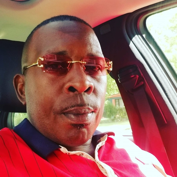 Profile Picture of Eugene Brown (@eugenebrown4612) on Poshmark