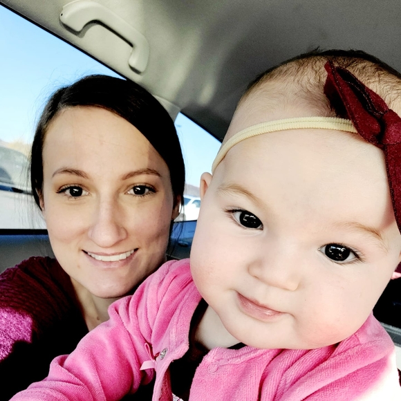 Profile Picture of Brittney Knellinger (@bknel) on Poshmark