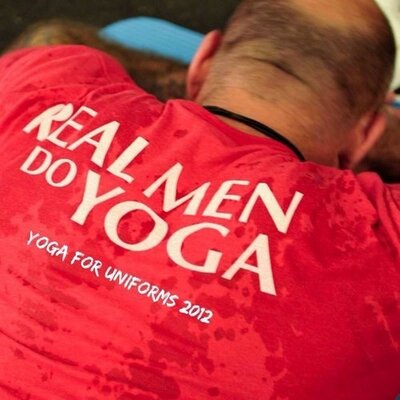 Profile Picture of Sarah Hatton (@yogaforuniforms) on Twitter