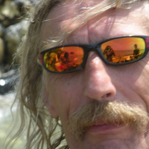 Profile Picture of Larry Bertrand (@larrybertrand) on Poshmark