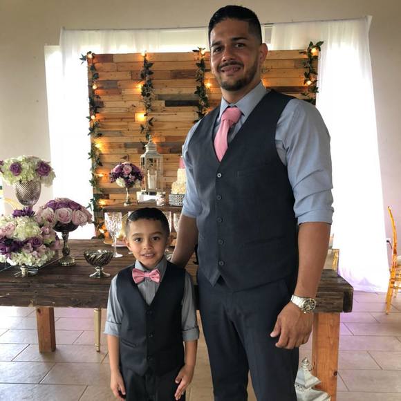 Profile Picture of Wilfredo Reyes (@wilfre1186) on Poshmark