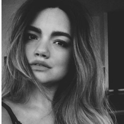 Profile Picture of Bianca Castro (@bibi_castro) on Twitter