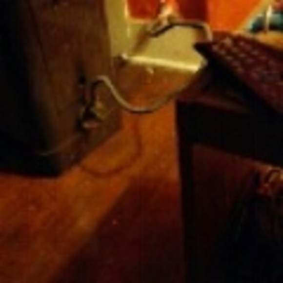 Profile Picture of Edward Zapata (@edwaaaaaard) on Poshmark