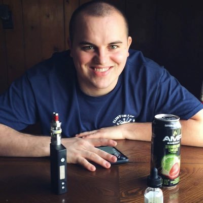 Profile Picture of Rhett Holmes (@RhettEugene) on Twitter