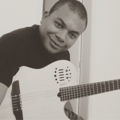 Profile Picture of Michael De Souza (@michaelguitar) on Twitter