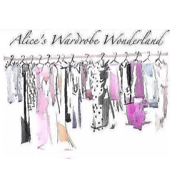 Profile Picture of Alice Manning (@alices_wardrobe) on Poshmark