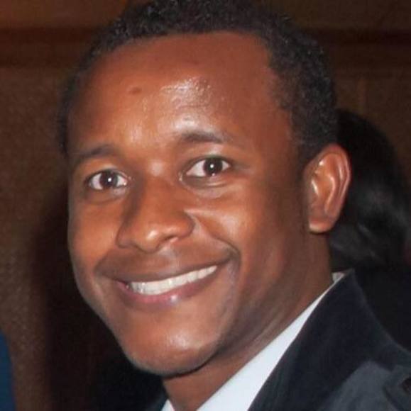 Profile Picture of Todd Alston (@todd_alston) on Poshmark