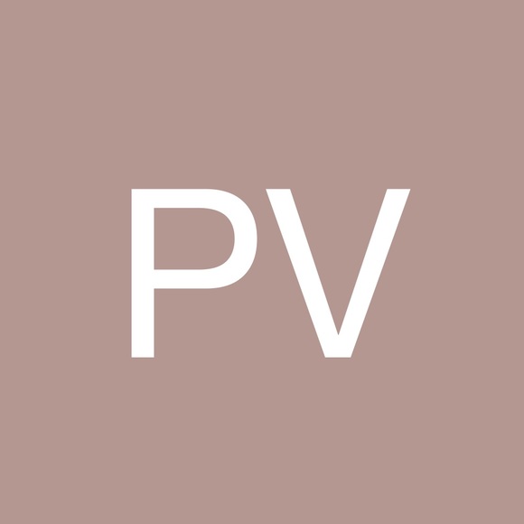 Profile Picture of Paula Vincent (@prv001) on Poshmark